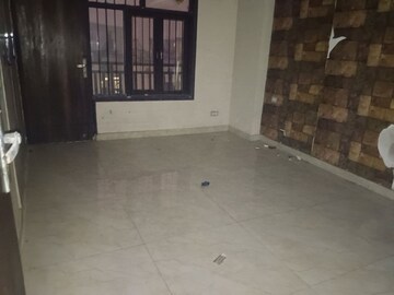 Room in 2 BHK Apartment at GH-7 Crossings Republik, Vijay Nagar – for Rent