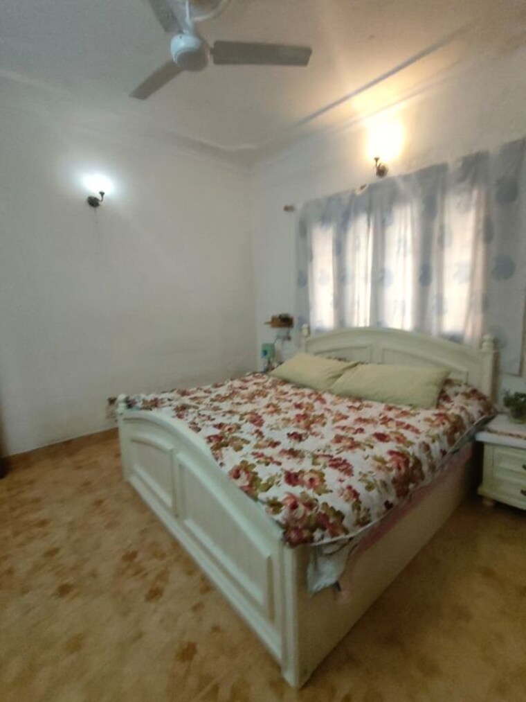 Bedroom, malviya nagar 2 Bedroom 1200 Sq.Ft. Builder Floor In Malviya Nagar Delhi 9737154