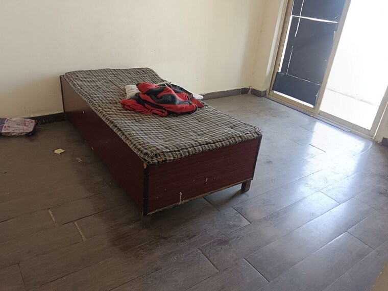 Bedroom, mahagun-mascot 2 Bedroom 1080 Sq.Ft. Apartment In Sain Vihar Ghaziabad 9737162