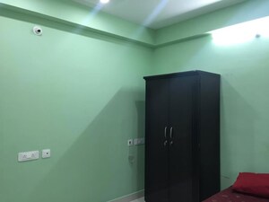 Room in 2 BHK Apartment at Begumpet – for Rent