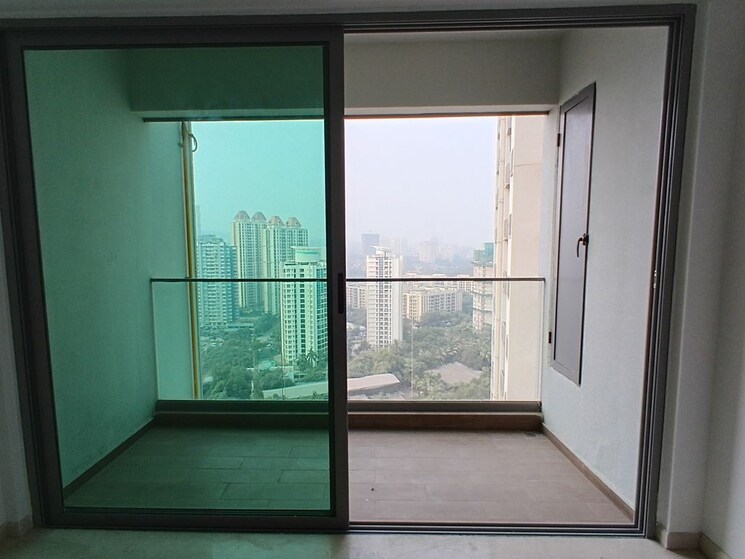 Room, kalpataru-immensa 3 Bedroom 1150 Sq.Ft. Apartment In Kolshet Road Thane 9737171