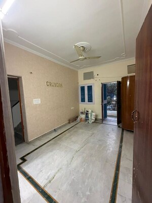 2 BHK Apartment For Sale in Vikas Puri