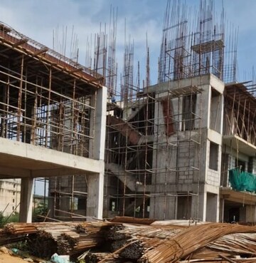  Shop For Sale in Sector 77