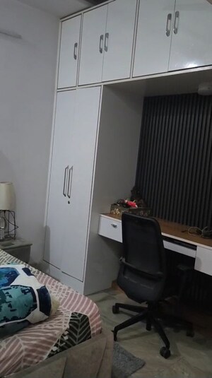 Master Bedroom in 3 BHK Builder Floor at Rohini Sector 25 – for Sale