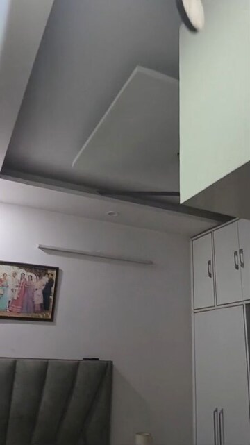 Furnished Amenities in 3 BHK Builder Floor at Rohini Sector 25 – for Sale