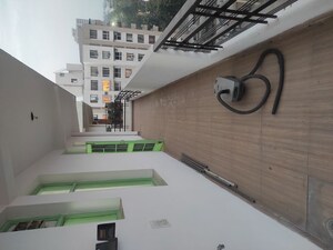 Balcony in 2.5 BHK Builder Floor at Narkanda Apartment, Sector 31 – for Rent