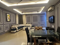 3.5 BHK + Servant Room Apartment For Rent in Ansal API Celebrity Gardens