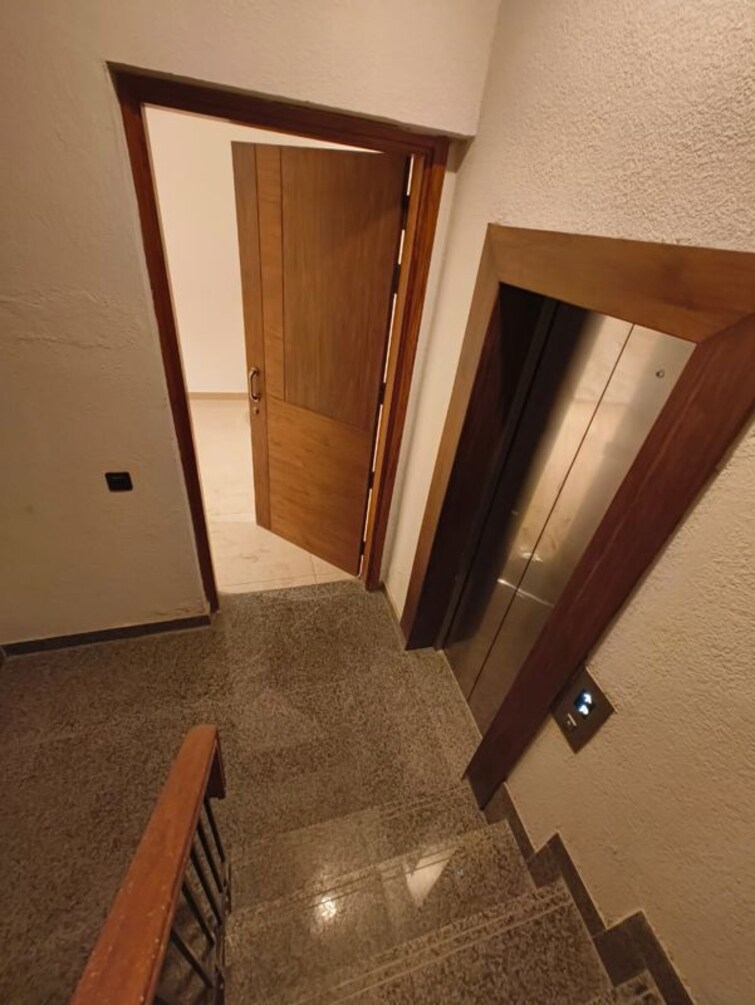 undefined, greater kailash i Commercial Office Space 208 Sq.Yd. In Greater Kailash I Delhi 9737223