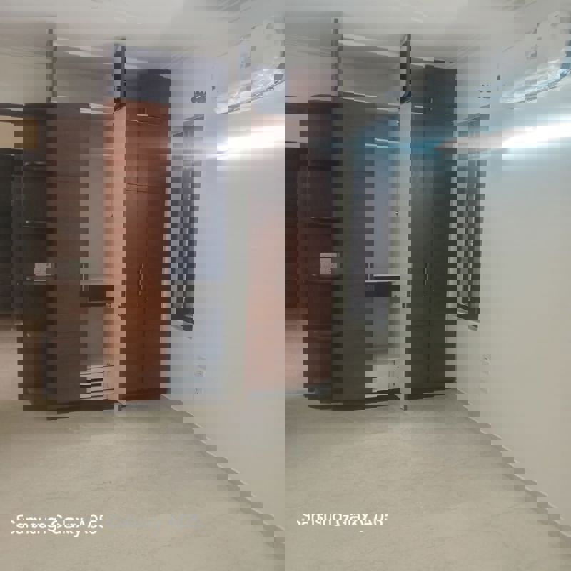 3 BHK + Pooja Room,Servant Room Builder Floor For Rent in Hemkunt Colony