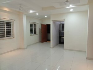 Room in 2 BHK Apartment at Begumpet – for Rent