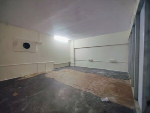 Room in  Office Space at Malad West – for Rent