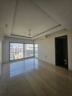 3 BHK Apartment For Rent in Mahesh Jai Bharat, Khar West