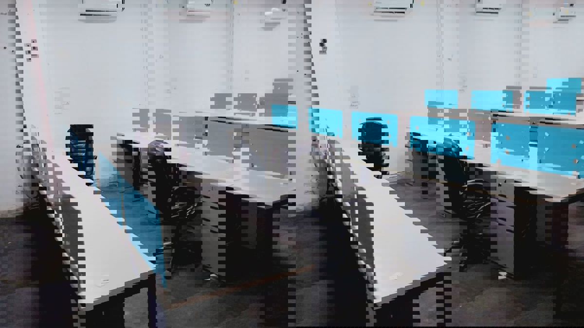 Office Space For Rent in Sector 63