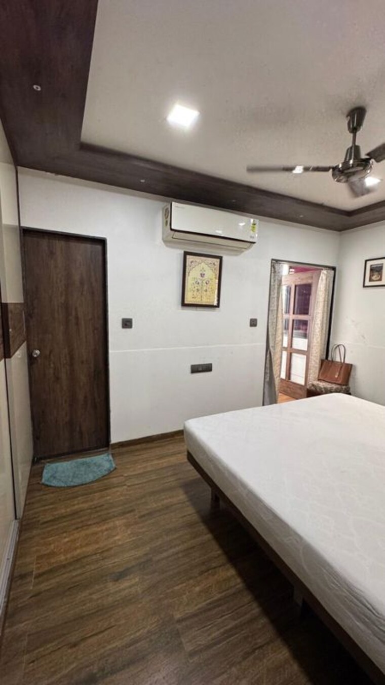 Bedroom, jodhpur 3 Bedroom 1700 Sq.Ft. Apartment In Jodhpur Ahmedabad 9737323