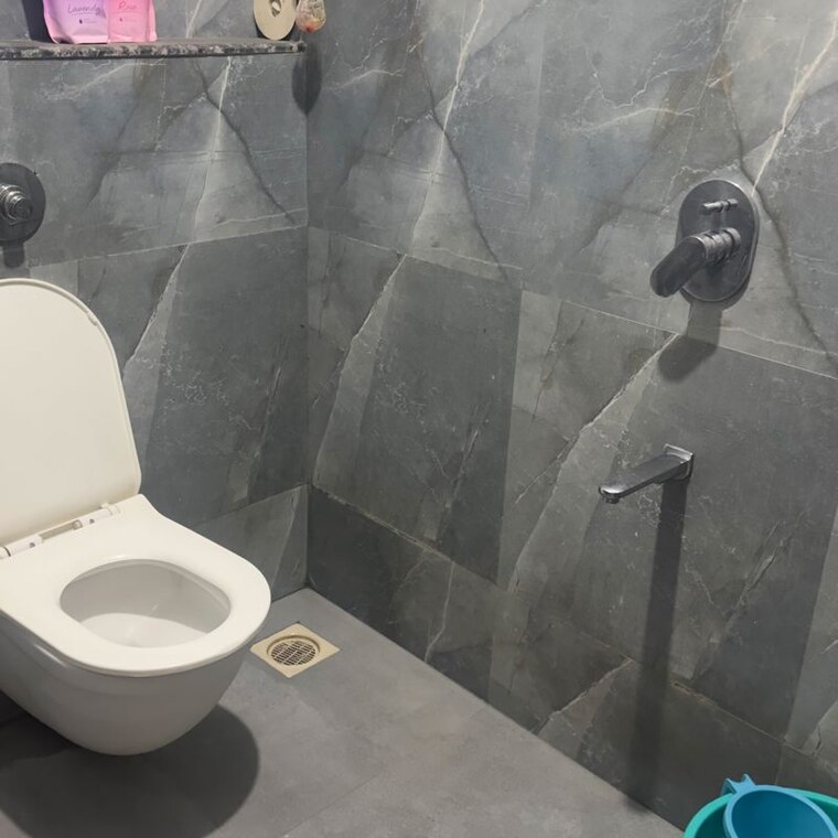Bathroom, shraddha-pinnacle 2 Bedroom 554 Sq.Ft. Apartment In Tagore Nagar Mumbai 9737358