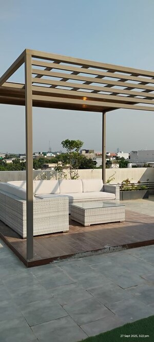 5 BHK Builder Floor – Exterior View View at DLF Royale Residences, Dlf Phase I - for Sale