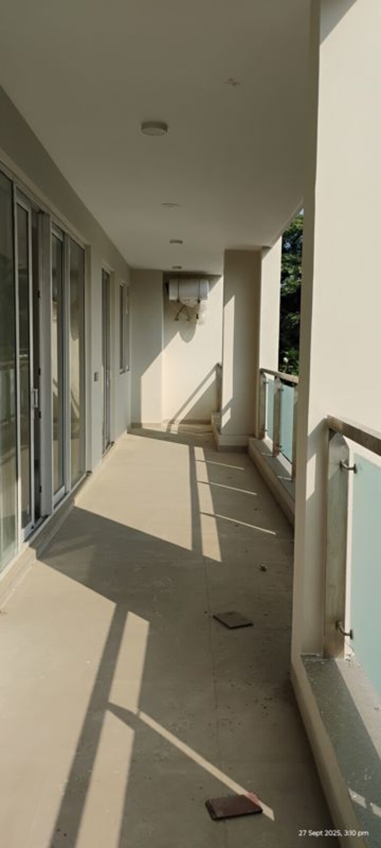 Kitchen, dlf-royale-residences 5 Bedroom 4500 Sq.Ft. Builder Floor In Dlf Phase I Gurgaon 9737360