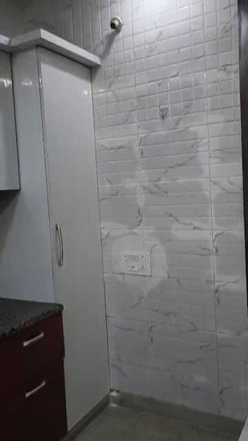  3 BHK Builder Floor at Rohini Sector 24 – for Sale