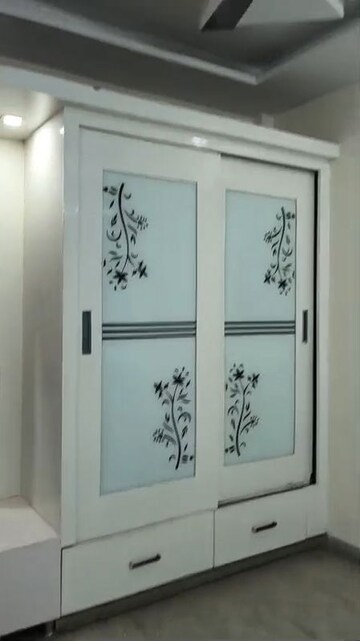  3 BHK Builder Floor at Rohini Sector 24 – for Sale