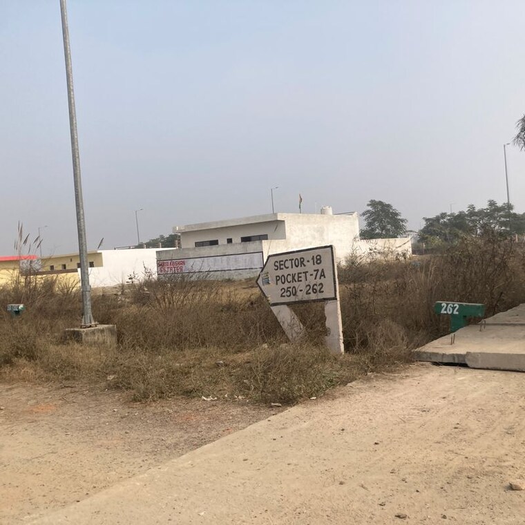 Exterior View, sector 18 yamuna expressway  300 Sq.Yd. Plot In Sector 18 Yamuna Expressway Greater Noida 9737383