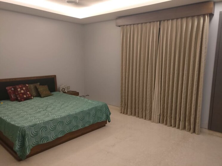 Bedroom, defence colony 3 Bedroom 288 Sq.Yd. Builder Floor In Defence Colony Delhi 9737421
