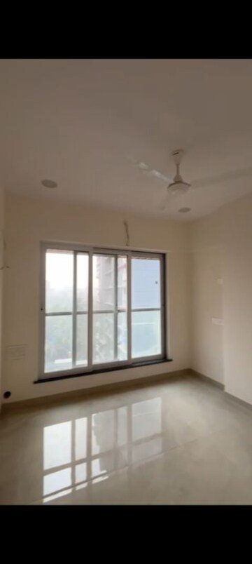 Room in 2 BHK Apartment at Andheri East – for Rent