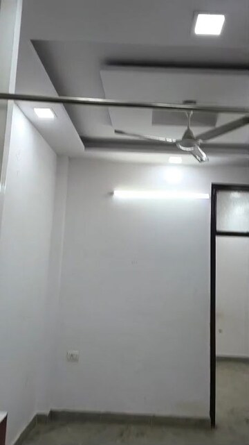 Room in 1 BHK Builder Floor at Rohini Sector 25 – for Sale