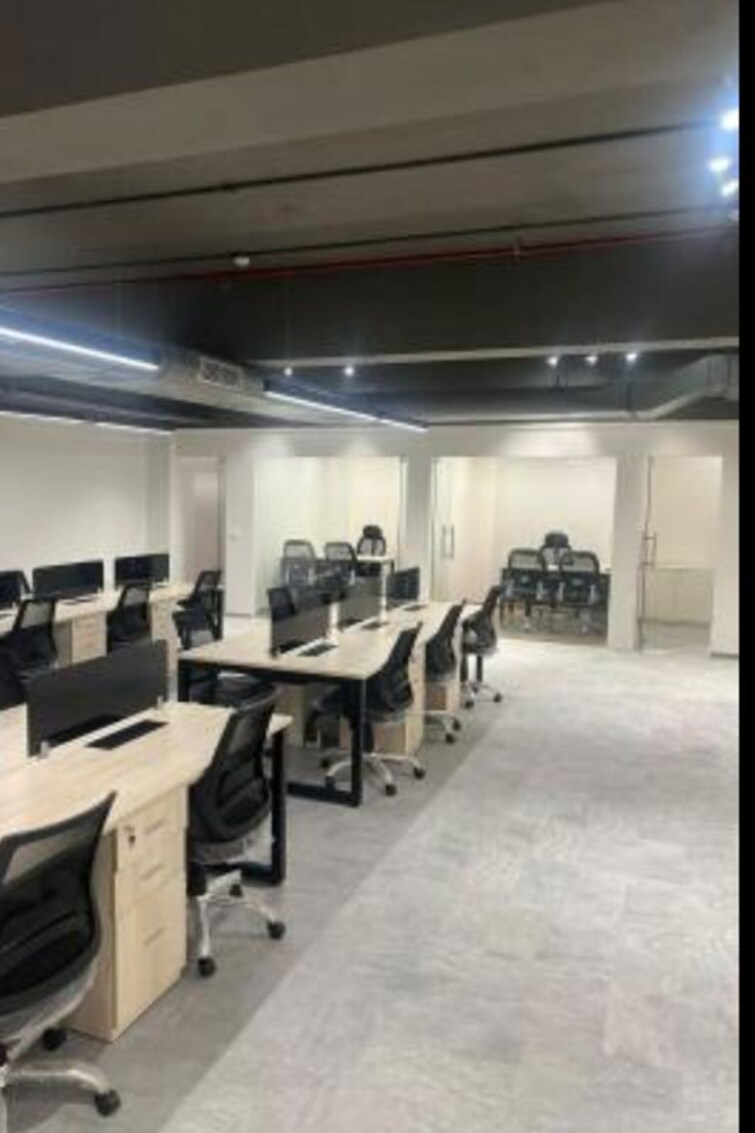 Cover Image, sector 63 Commercial Office Space 2800 Sq.Ft. In Sector 63 Noida 9737449