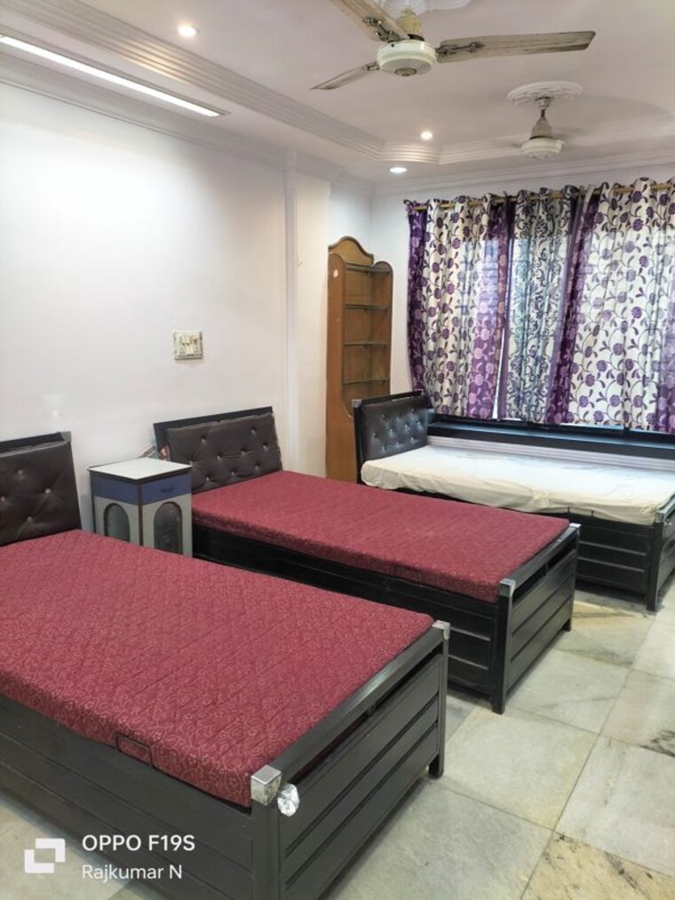Bedroom, powai Pg For Boys In Powai 9737460
