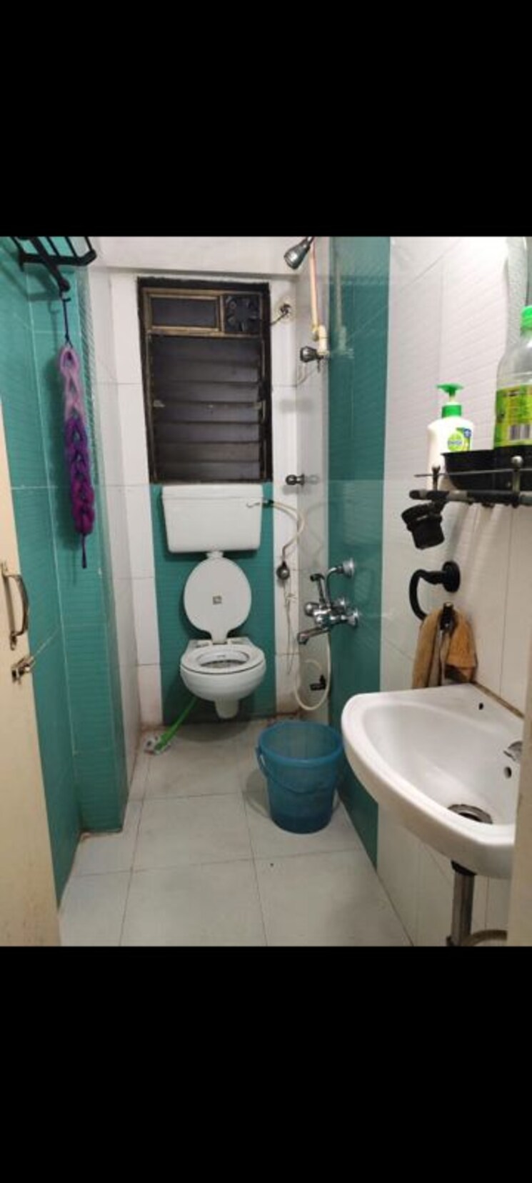Bathroom, aman-spring 1 Bedroom 600 Sq.Ft. Apartment In Kandivali West Mumbai 9737461