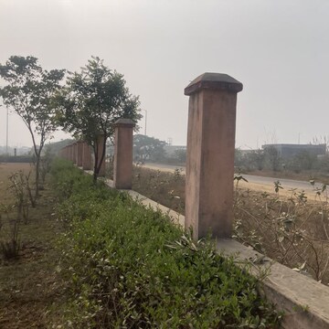  Plot – Garden View at Sector 25 Yamuna Expressway - for Sale
