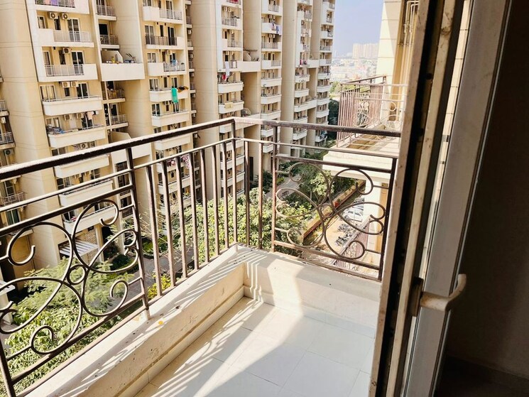 Balcony, signature-the-millennia-2 2 Bedroom 625 Sq.Ft. Apartment In Sector 37d Gurgaon 9737496
