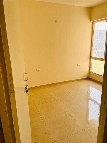 Room in 2 BHK Apartment at Signature The Millennia 2, Sector 37d – for Rent