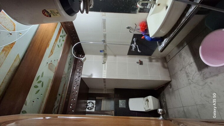 Master Bedroom, shankar nagar 3 Bedroom 1800 Sq.Ft. Apartment In Shankar Nagar Raipur 9737498