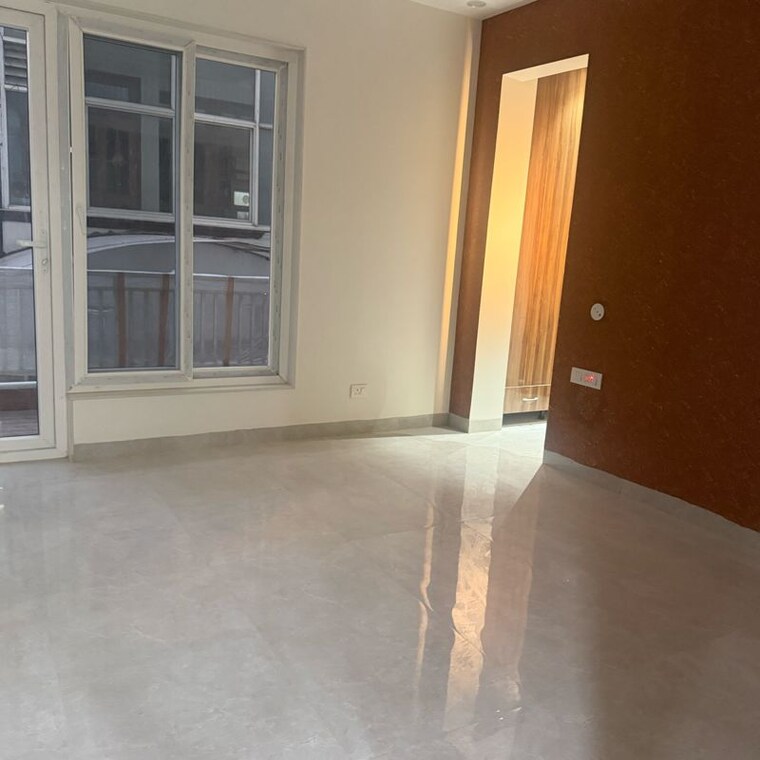 Room, palam-vihar-residents-association 3.5 Bedroom 270 Sq.Yd. Builder Floor In Palam Vihar Gurgaon 9737499