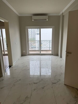 Room in 2.5 BHK Apartment at Central Park Cerise Suites, Sohna Sector 33 – for Sale