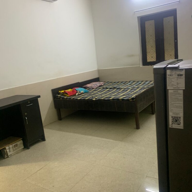 Bedroom, katwaria sarai 1 RK 250 Sq.Ft. Builder Floor In Katwaria Sarai Delhi 9737514