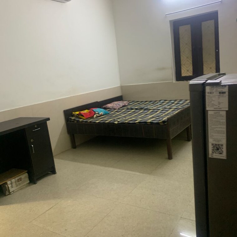 Bedroom, katwaria sarai 1 RK 250 Sq.Ft. Builder Floor In Katwaria Sarai Delhi 9737514