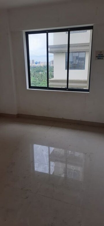 Room in 3 BHK Apartment at The Ecos, New Town – for Sale