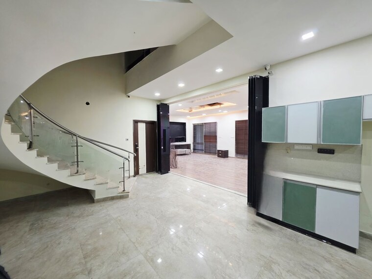 Room, jubilee hills 4 Bedroom 5000 Sq.Ft. Villa In Jubilee Hills Hyderabad 9737538