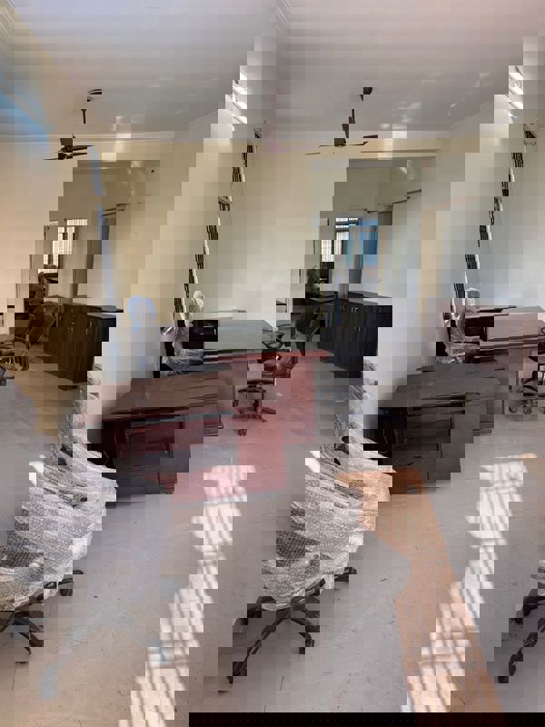 Office Space For Rent in Gomti Nagar