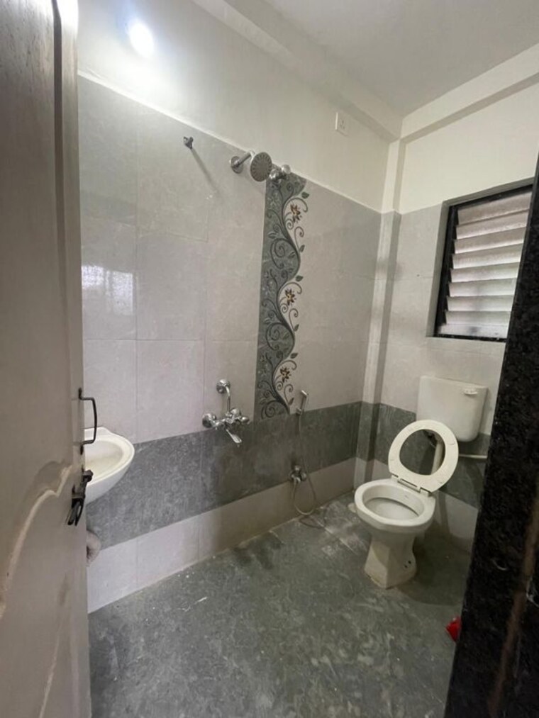 Bathroom, bavdhan 2 Bedroom 1000 Sq.Ft. Apartment In Bavdhan Pune 9737546