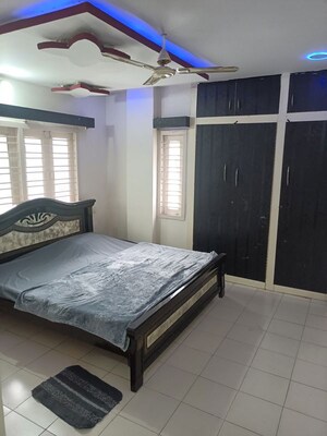 Bedroom in 3 BHK Apartment at Banjara Hills – for Rent