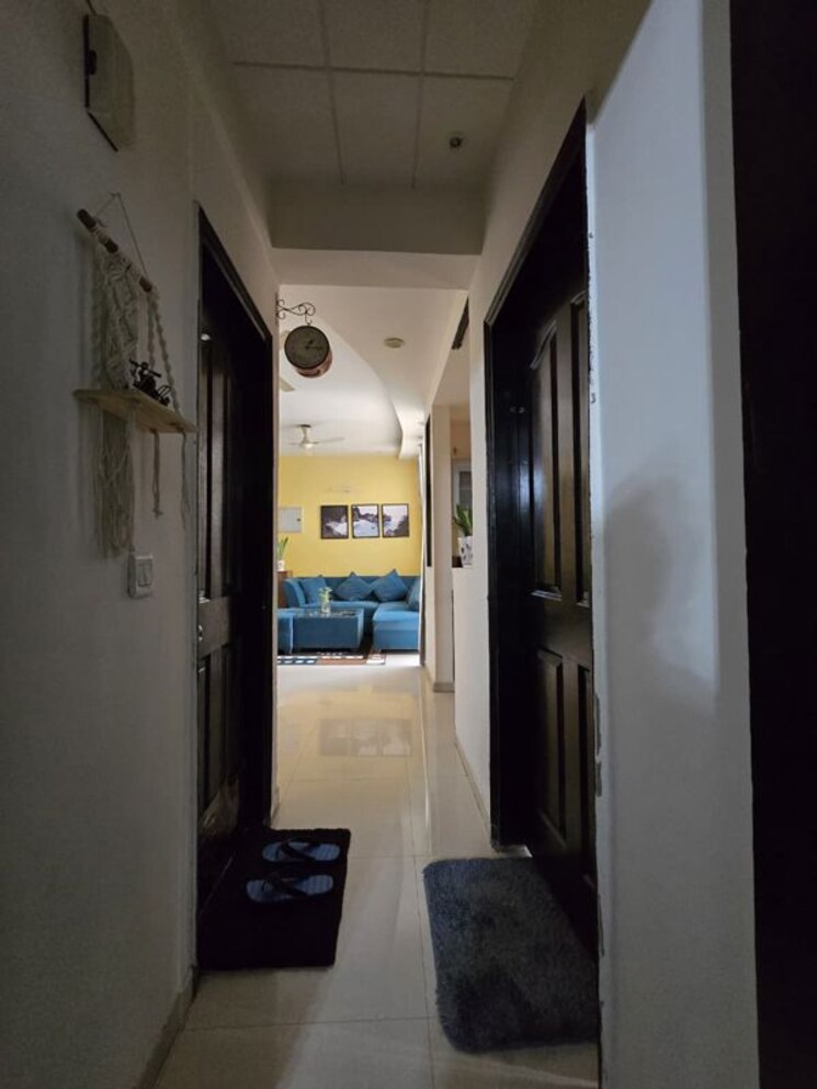 Room, prateek-wisteria 2 Bedroom 955 Sq.Ft. Apartment In Sector 77 Noida 9737558