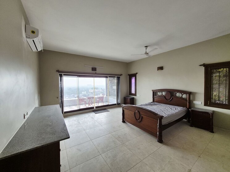 Kitchen, banjara hills 4 Bedroom 6000 Sq.Ft. Independent House In Banjara Hills Hyderabad 9737566