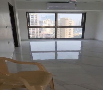 Living Room in 3 BHK Apartment at Matunga East – for Rent