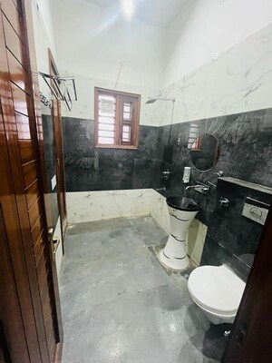 Team Area in 3 BHK Apartment at GMADA Eco City, North Mullanpur – for Rent