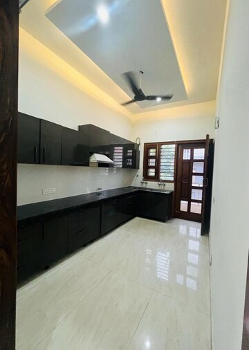 Kitchen in 3 BHK Apartment at GMADA Eco City, North Mullanpur – for Rent