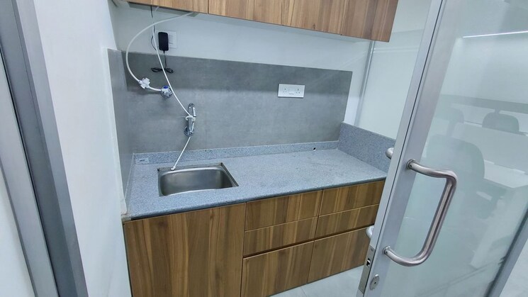 Bathroom, maruti-millennium-tower Commercial Office Space in IT/SEZ 750 Sq.Ft. In Baner Pune 9737587