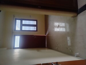 Room in 2 BHK Independent House at Gomti Nagar – for Rent